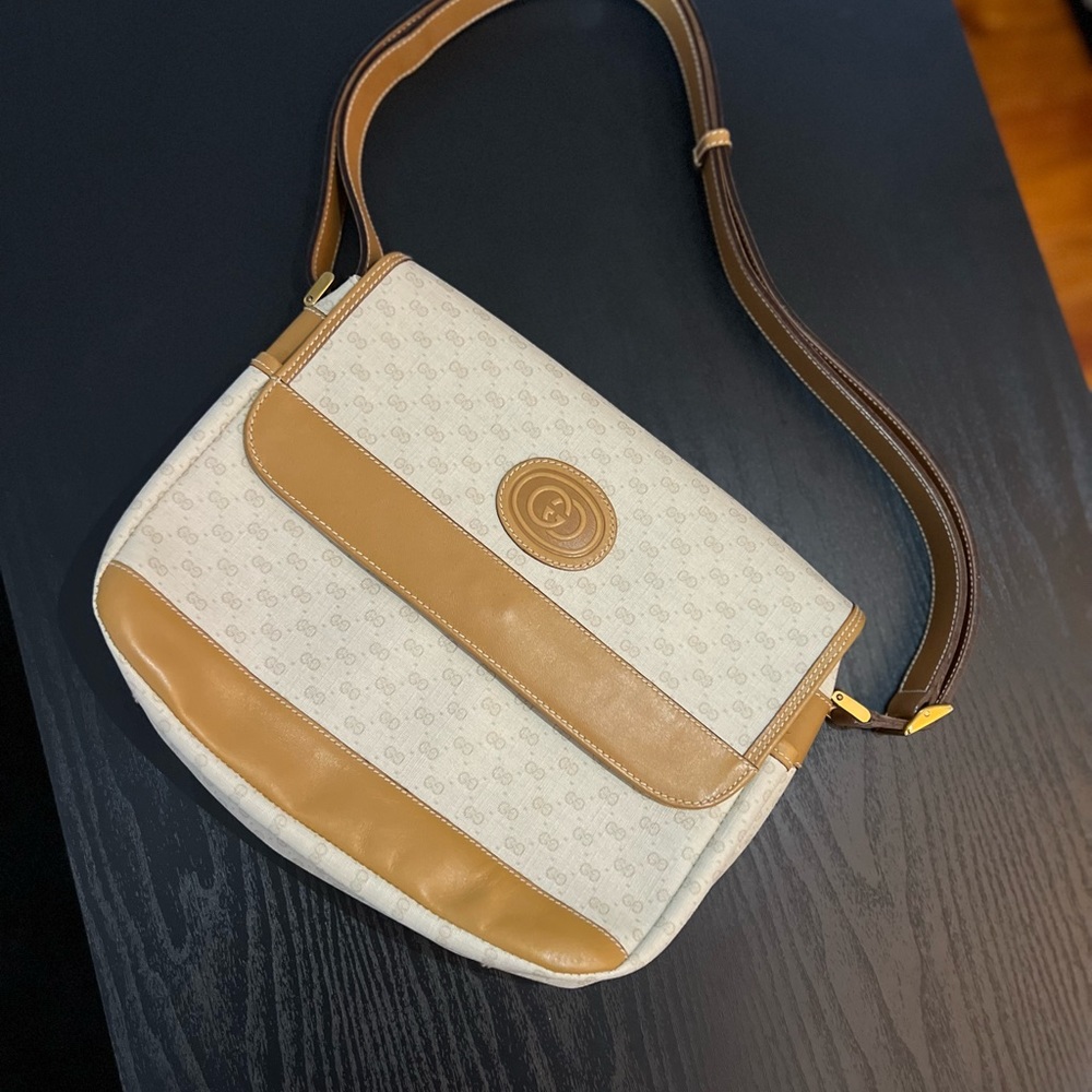 Vintage 80s Gucci Monogram Messenger Crossbody Cream Leather Micro G